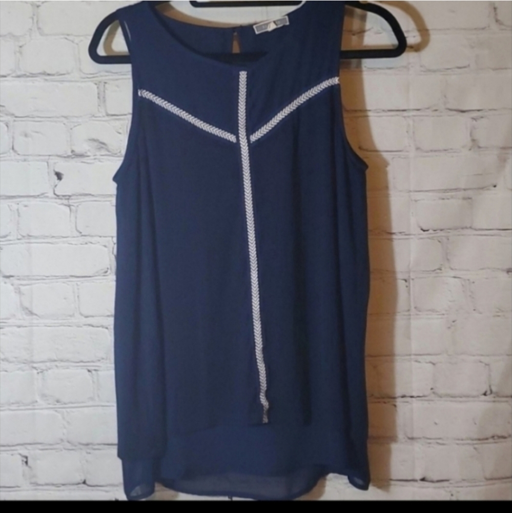 Pleione Nordstrom Brand Navy Sleeveless Blouse with Ivory Trim